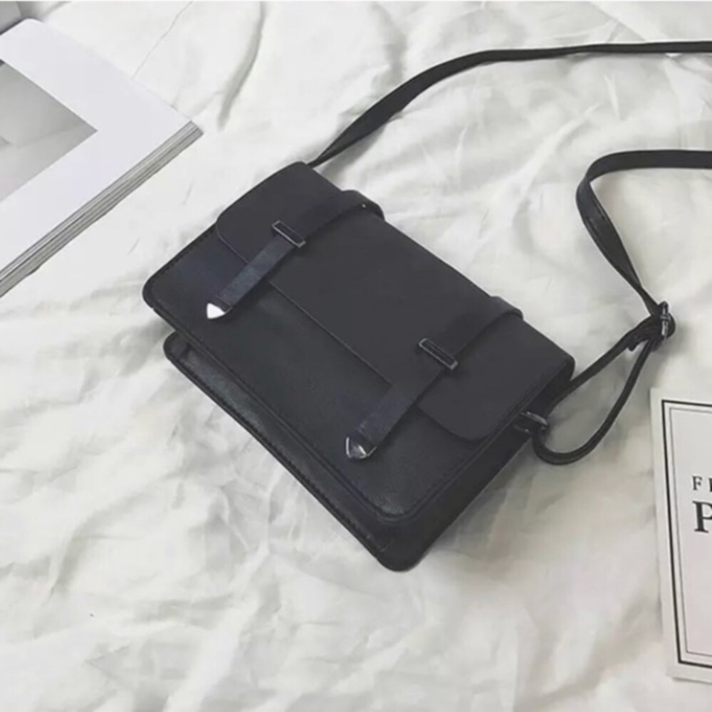Black Messenger Tote - Picture 2 of 8